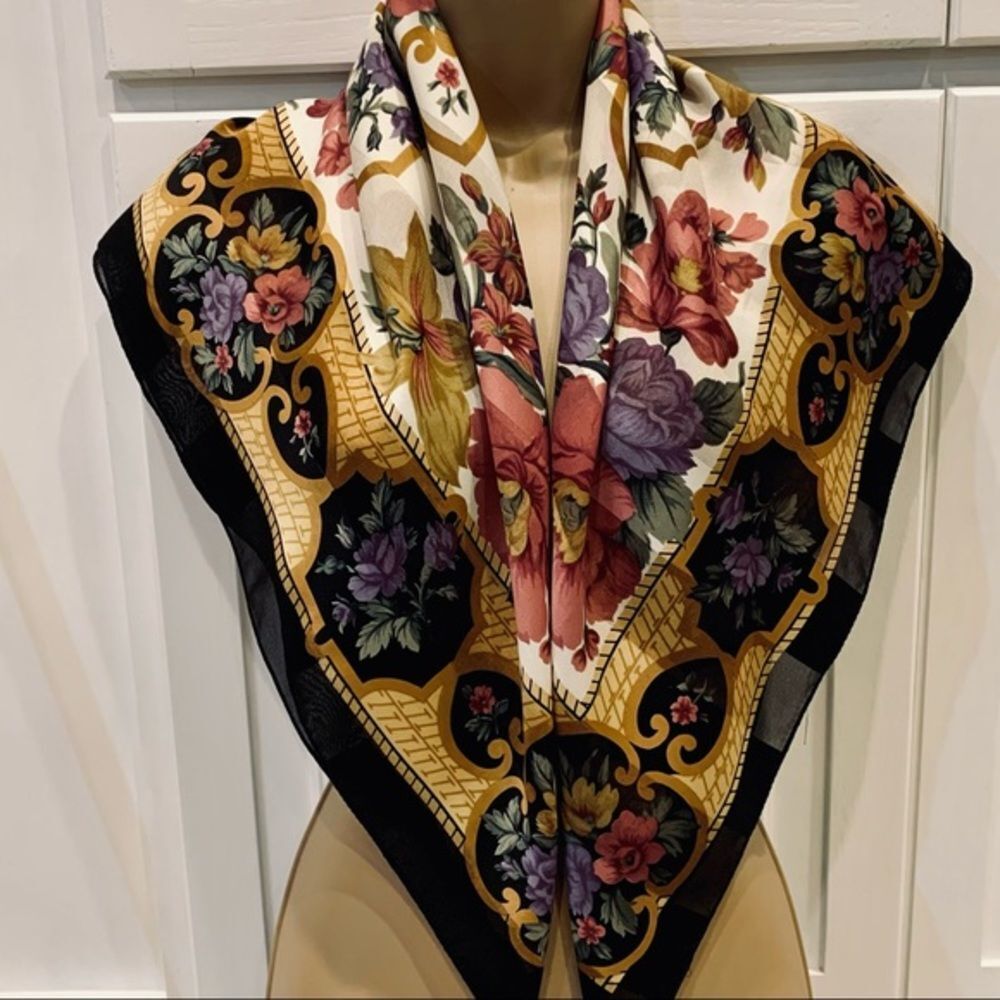 Beautiful‎ Floral Silk Scarf